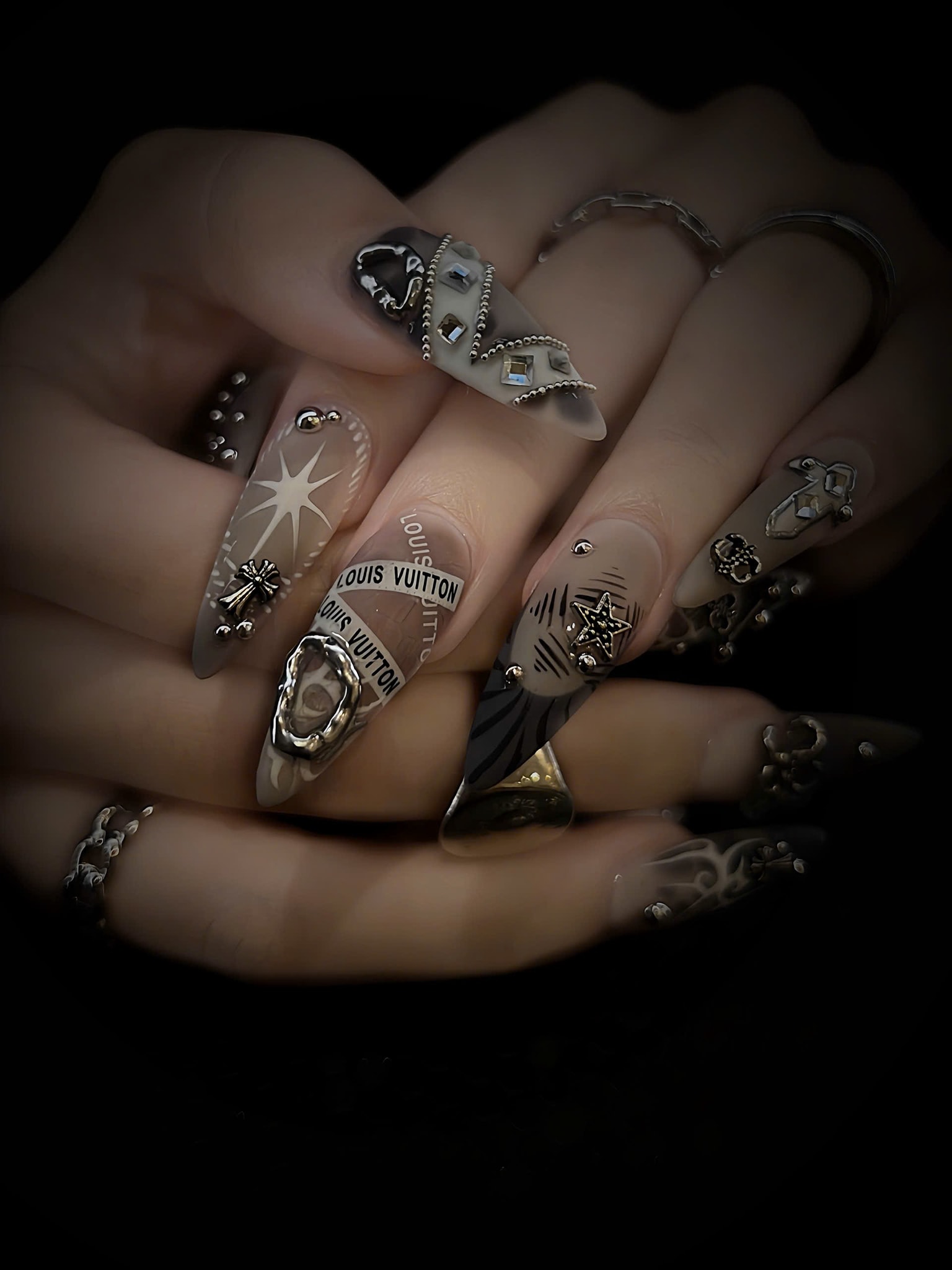 Nail Art đẳng cấp tại Lisa