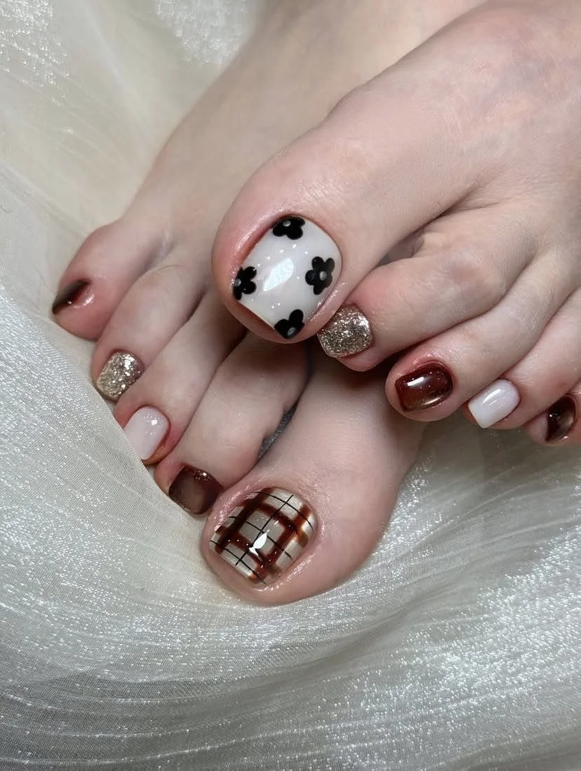 mẫu nail chân đẹp